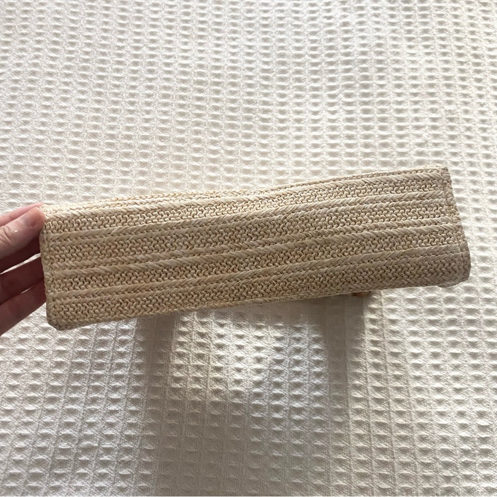 Cream Handbag with Wooden Handle - Picture 2 of 7